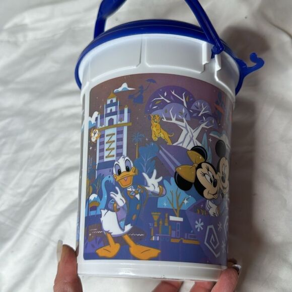 Disney World 50th Anniversary Popcorn Bucket. - Picture 5 of 9